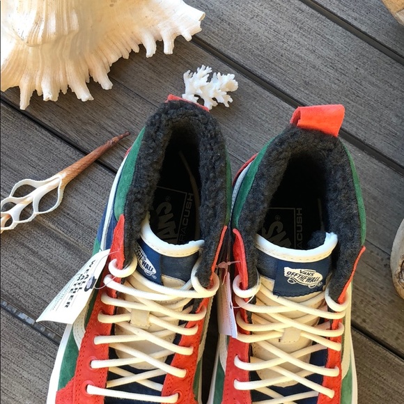 🌴🌼VANS- ALL WEATHER BOOTS🌼🌴 - Picture 11 of 14